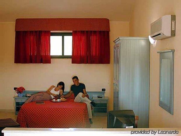 Hotel Le Palme SantʼAnna Arresi Eksteriør bilde